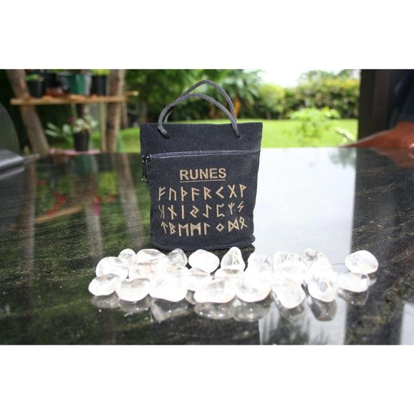 Natural Clear Quartz Rune Set Healing 25 pieces wi - Picture 2 of 4